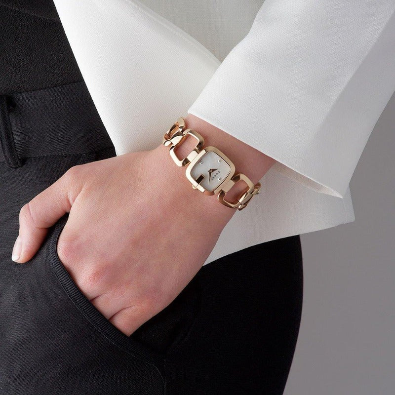 Brand: Gucci Series: G-Gucci Model: YA125513 Gender: Ladies Movement: Quartz Water Resistance: 30 meters / 100 feet Features: Diamond, Gold, Stainless Steel