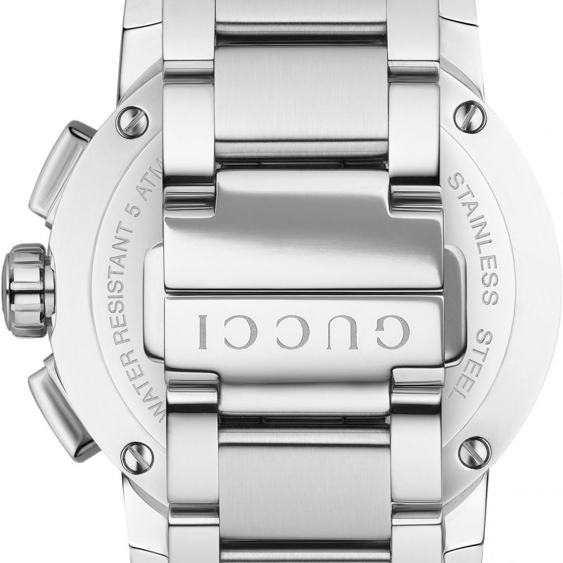 Brand: Gucci Series: Dive Model: YA101204 Gender: Men's Movement: Quartz Water Resistance: 50 meters / 165 feet Features: Chronograph, Stainless Steel, Analog